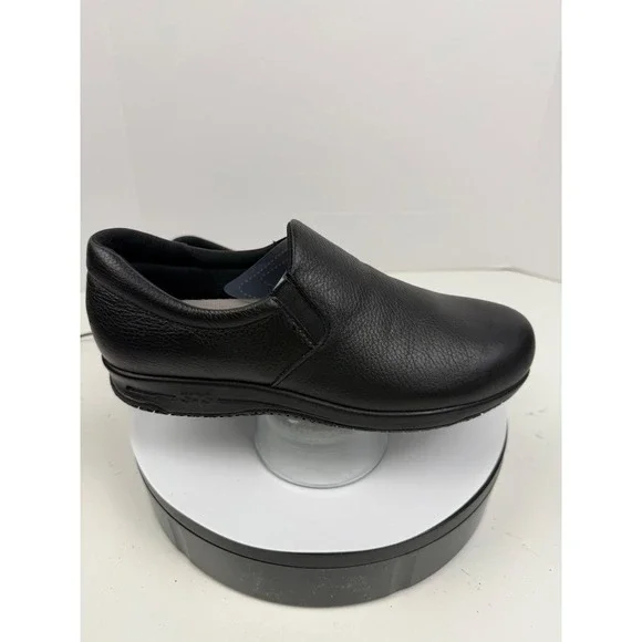 SAS Water Resistant Black Slip On Leather Grip Orthopedic Comfort Shoes Women 9M